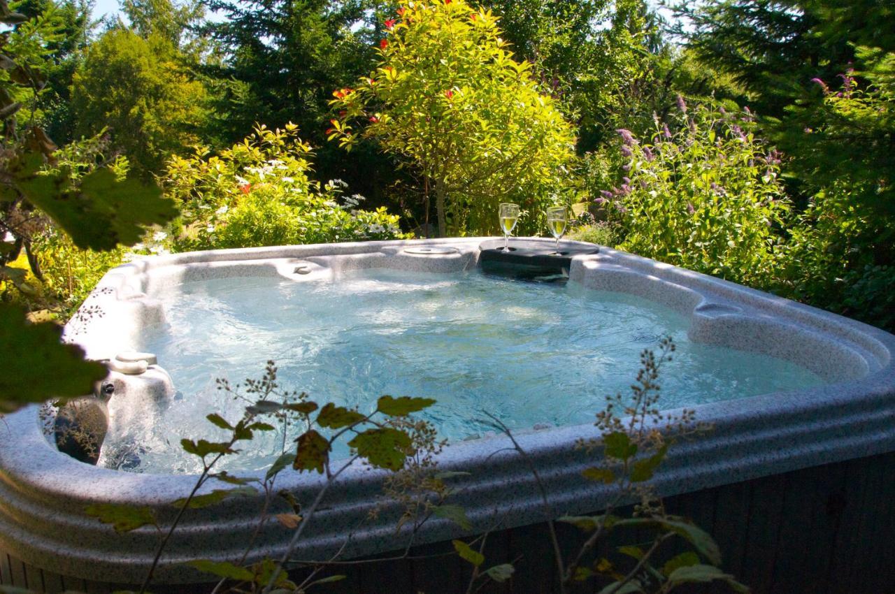 Wetherly Inn & Spa Ganges Zewnętrze zdjęcie